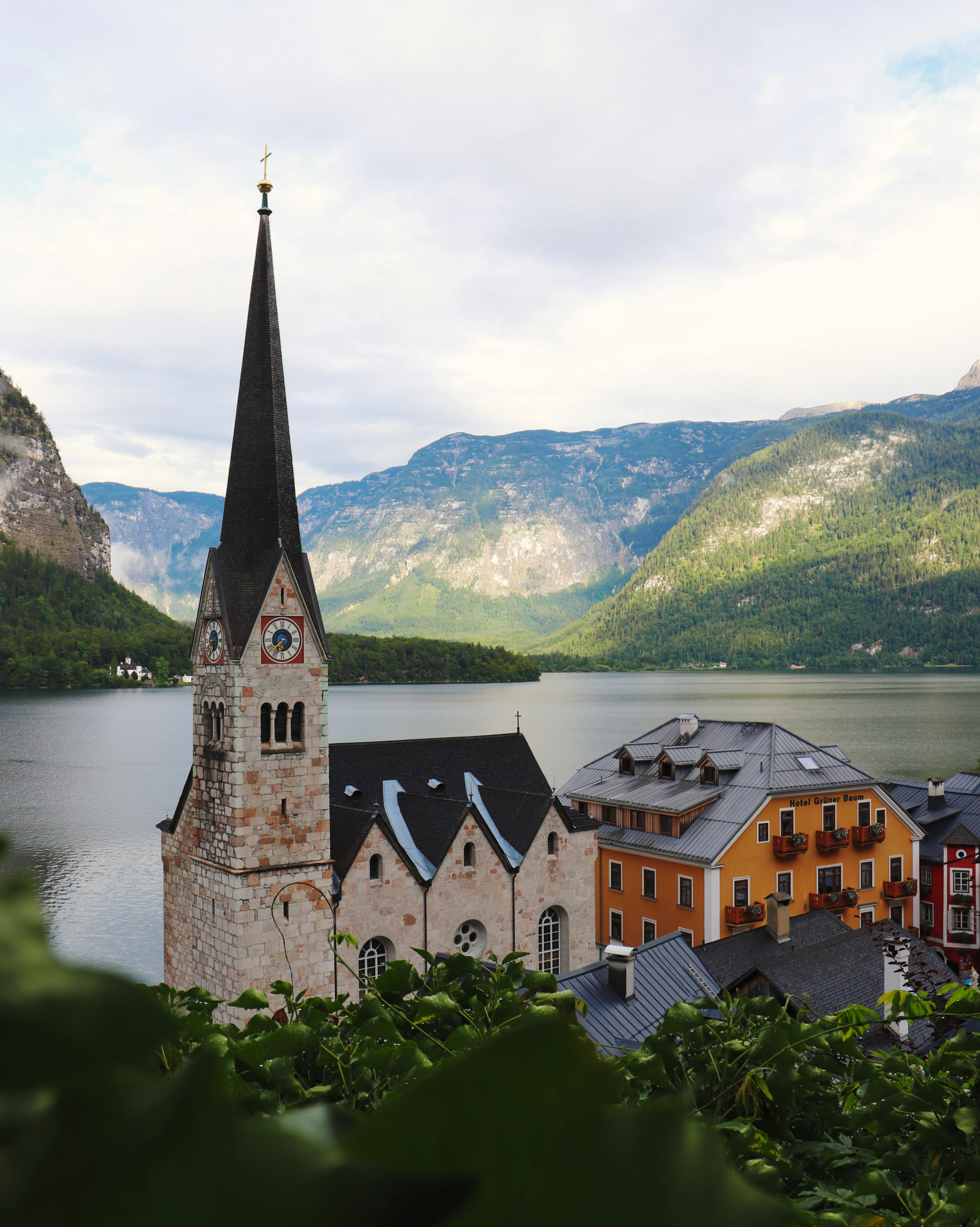 austria-travel-guides.webp
